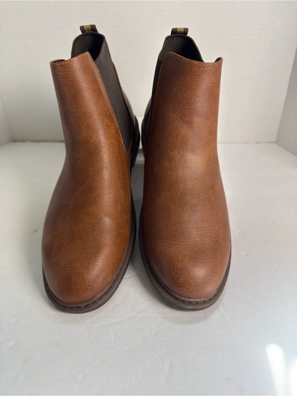 Kenneth Cole Boys Tan/Brown Chukka Chelsea Boots Sz 5